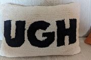 UGH Cushion