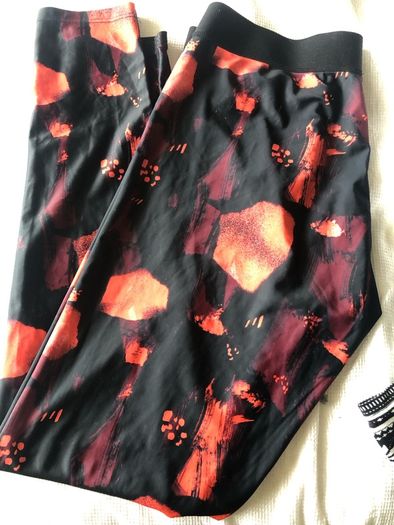 summer leggings size small to large