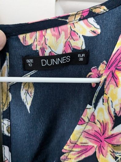 Floral Sleeveless Jumpsuit Size 10 (Dunnes)