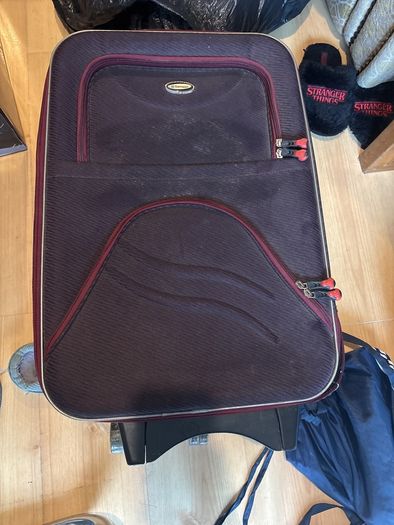 Samsonite softside rolling suitcase