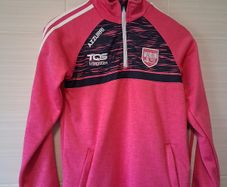 Waterford GAA Training Top. Girls Age 9 To 10 Years. Official Azzuri Yeam Wear. Collect In Dublin Or Receive Via Post.