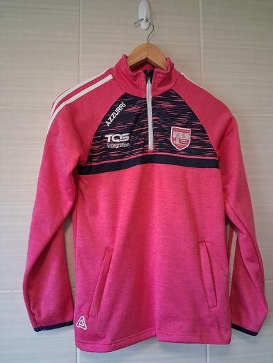 Waterford GAA Training Top. Girls Age 9 To 10 Years. Official Azzuri Yeam Wear. Collect In Dublin Or Receive Via Post.