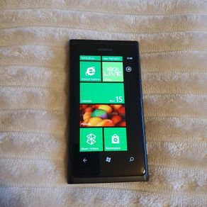 Nokia Lumia 800 Windows phone ( Vodafone network )