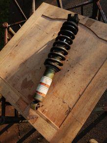 Honda Africa Twin 750 shock