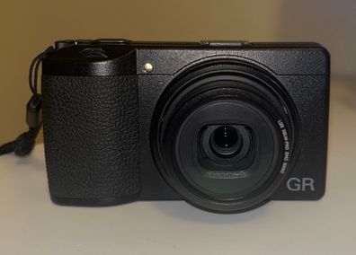 Ricoh GR IIIx HDF Digital Camera