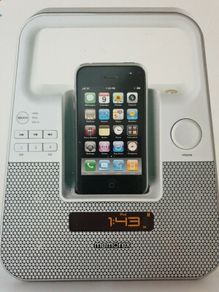 Super Cool portable radio also can be dock for ipod iphone digital radio music player
