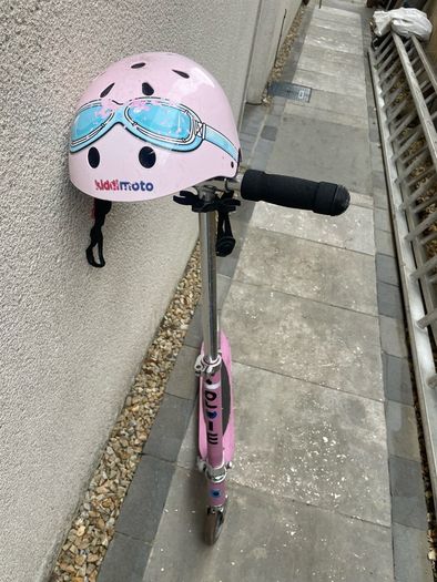 micro scooter and helmet