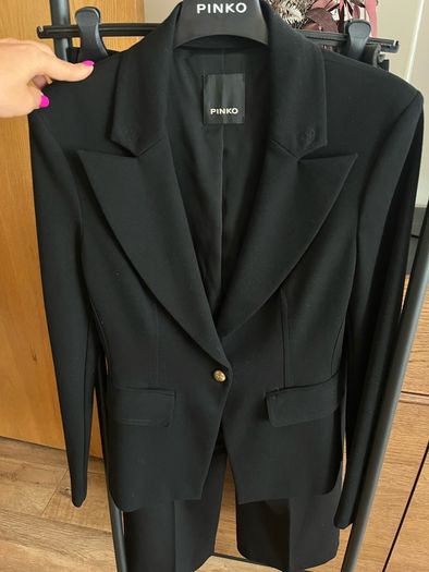 Pinko ladies tailored suit