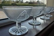 Glass dessert bowl