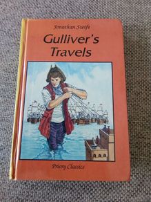 Gulliver's Travels by Jonathan Swift hardback in very good condition FREE STANDARD POSTAGE INCLUDED