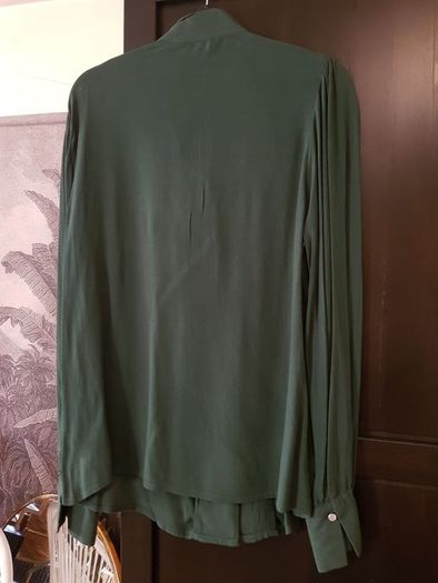 M&S green shirt, blouse, tie neck, size 8, NEW
