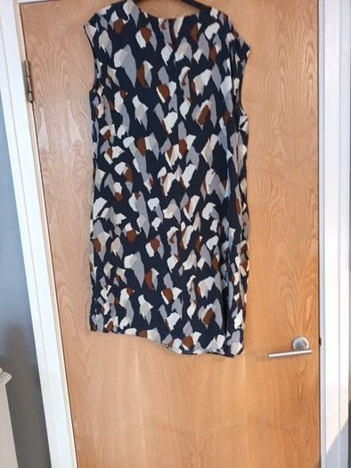 Siopaella Wrap Effect   Silk Dress.  S.14 .  B.N.W.T
