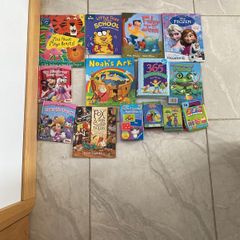 kids books and flash cards
