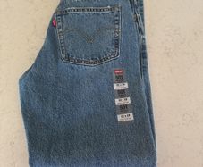 Levis