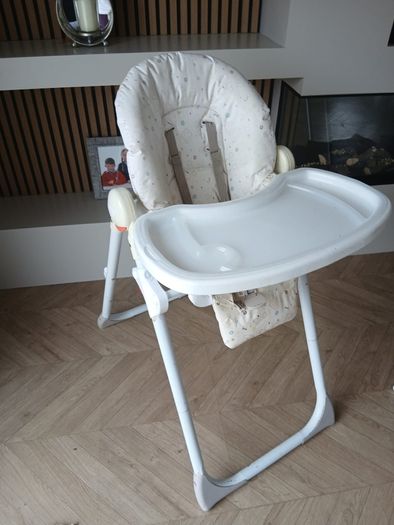 highchair