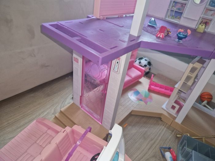 Barbie Dream House