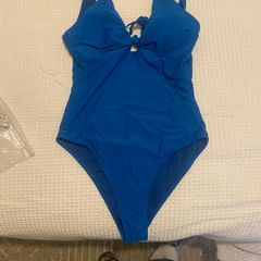 swim suit