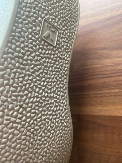 Veja womens