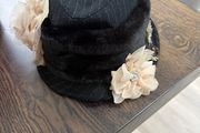 Ladies black/grey pin stripped hat