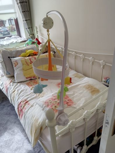 Cot Mobile Set