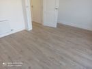 Laminate floor fitting - leveling - grinding Image 5