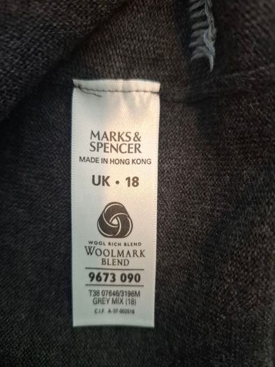 M&S S/S Jumper Size 16?