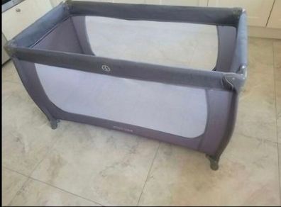 Miniuno Travel Cot