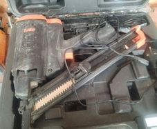 Engine and nail guns