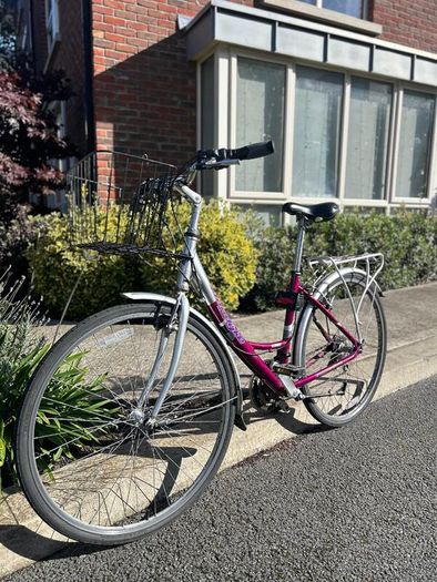 Ladies/ women bike