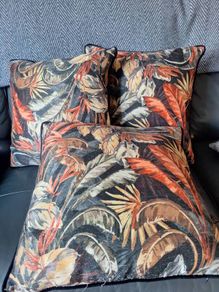 Scatter box cushions