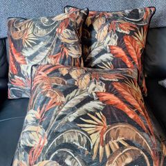 Scatter box cushions