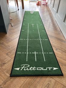 PuttOUT Pressure Trainer and putting mat