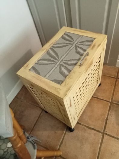 Laundry box