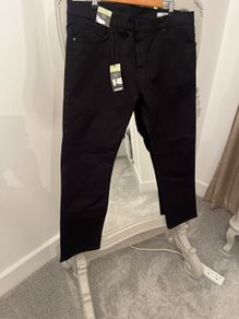 BNWT Black Slim Fit Jeans size 40"/29"