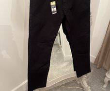 BNWT Black Slim Fit Jeans size 40"/29"