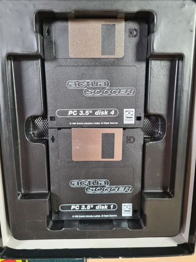 Vintage Pc Game Actua Soccer Big Box 6 X Floppy Disc