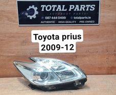Toyota prius 2009-12 headlight