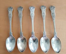 Vintage egg/espresso spoons (5)