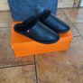 Women's kids slippers brand new size 3 Image 2