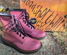 Dr. Martens - Adult Size 6