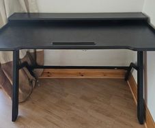 Minimalist Black Gaming desk with built in riser