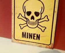 ACHTUNG MINEN Metal Tin Wall Sign Plaque Man Cave War German Mine Danger Warning