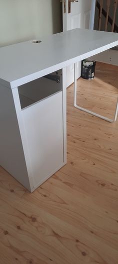 Ikea desk white