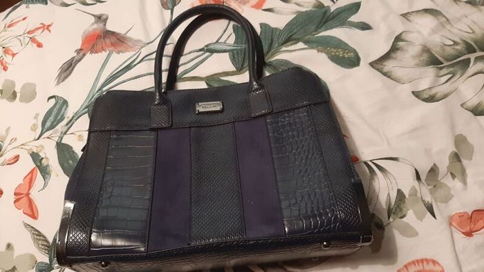 Handbag