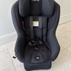 Nuna Rava car seat