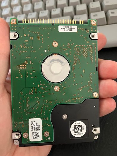 Hitachi Travelstar 80GB 2.5 inch IDE Hard Drive from a Dell Inspiron 5150