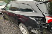 ford focus breaking