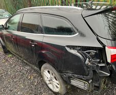 ford focus breaking