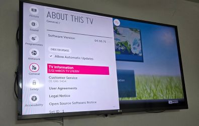 television 40 inch LG with WebOS