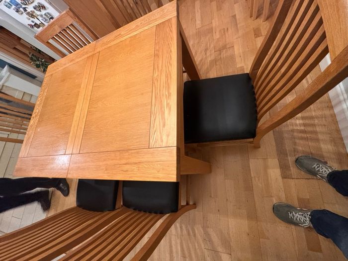 Solid Oak Extending Dining Table and 6 Chairs Set